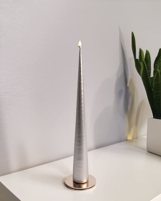 Cone candle in Silver Metallic - Maison SIA