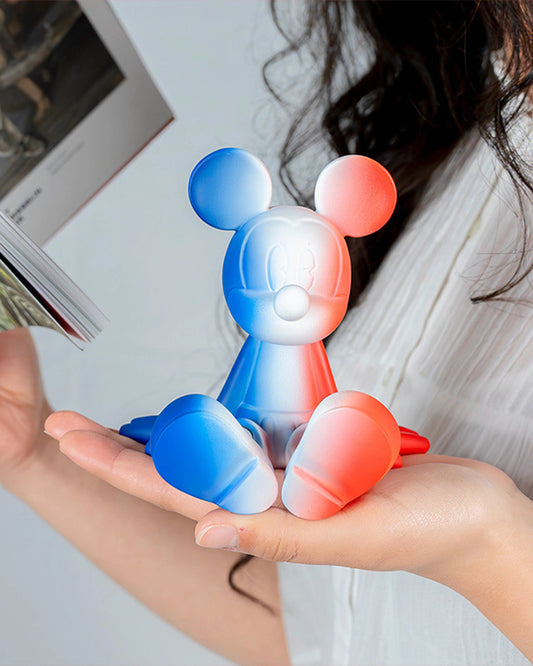 Mickey at Ease - Maison SIA