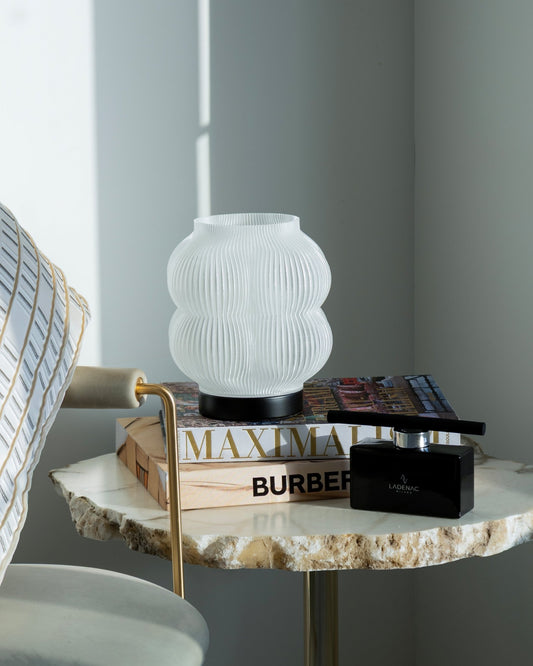 Peach Table Lamp in white & Black - Maison SIA