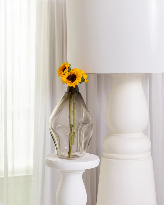 Shadow of Smoke - Maison SIA