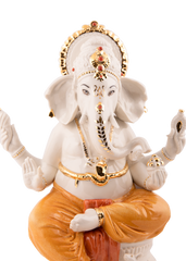 Pigmented Lord Ganesha Idol