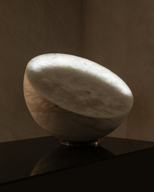 Alabaster Moon Lifesize - Maison SIA