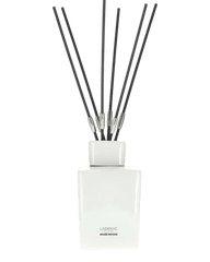 Minimal Boisse Mousee Reed Diffuser in white ceramic jar