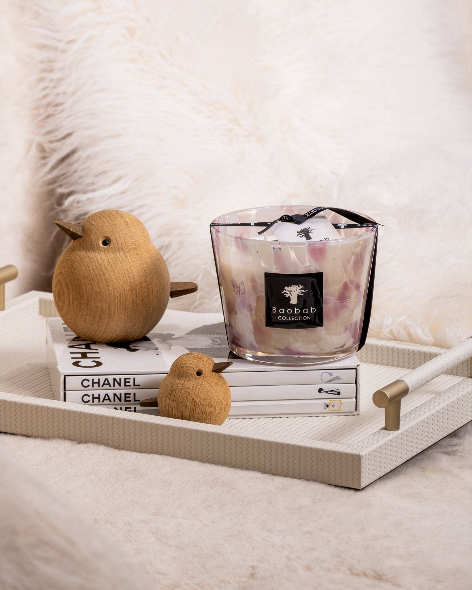 Baobab White Pearls Candle - Luxurious Floral Elegance and Ethereal ...